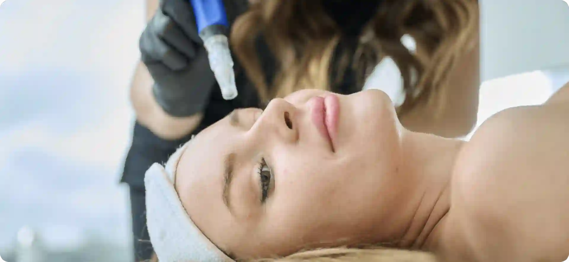 How Do Microneedles Trigger New Collagen and Elastin in Loose Skin Ealing?
